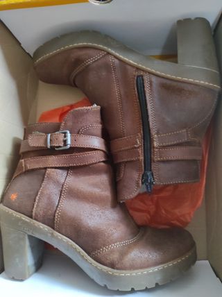 Bota baja Art   talla 39