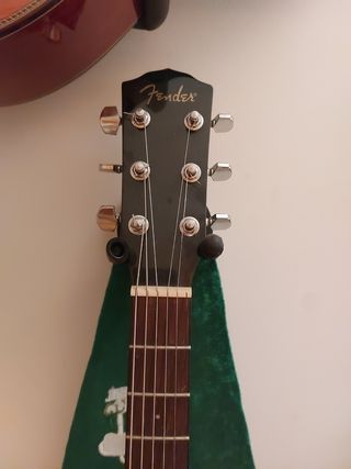 Guitarra acústica fender CD-60CE