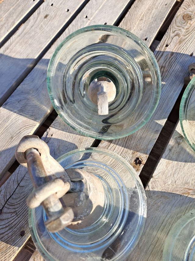 Aislante vidrio antiguo 