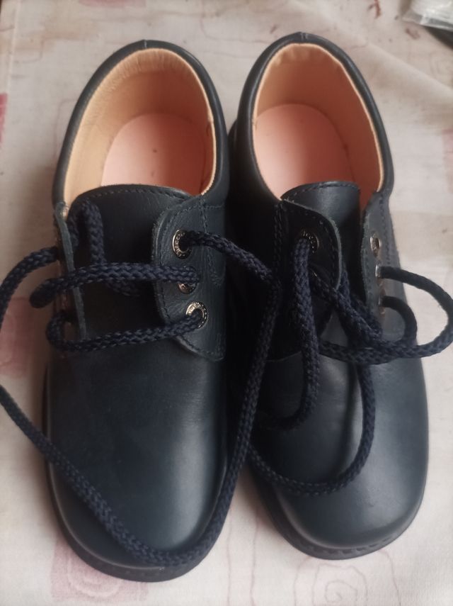 Zapato colegial número 31