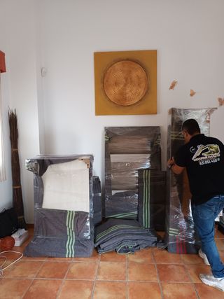 MUDANZAS - TRANSPORTES - MONTAJES DE MOBILIARIO!