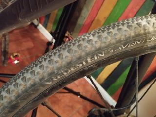 Gravel completa de carbono