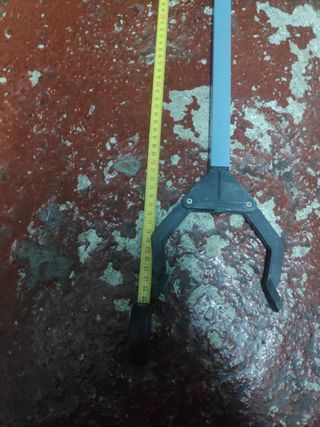 Pinza acuario esta usada pero va perfecta