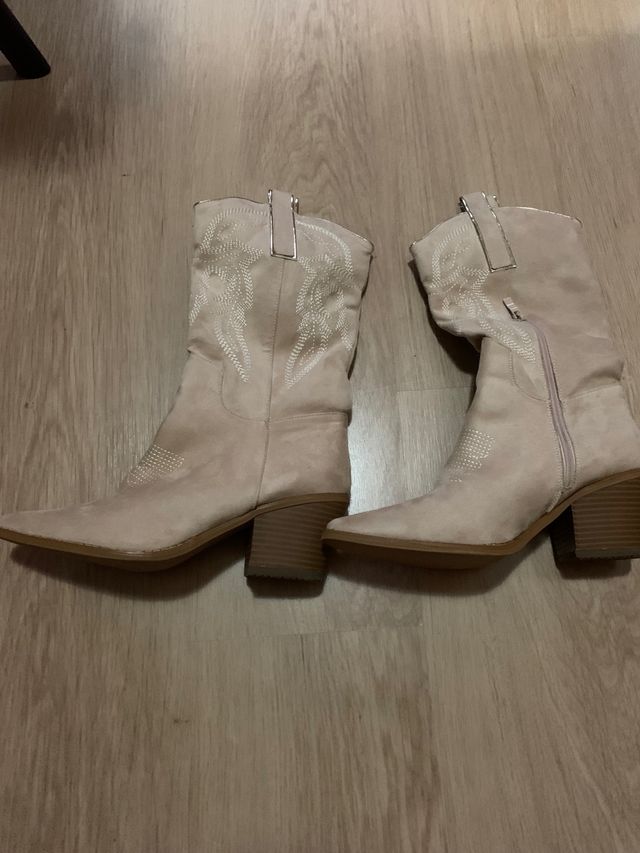 Botas Nuevas...a estrenar !