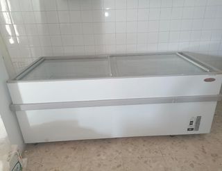 Isla Congelador Infrico 900CHV/V