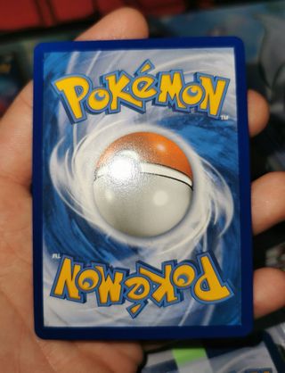 Cartas Pokémon v astro