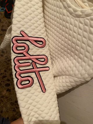 sudadera blanca