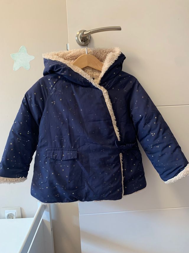 Cazadora acolchada para niña. Talla 2/3 años