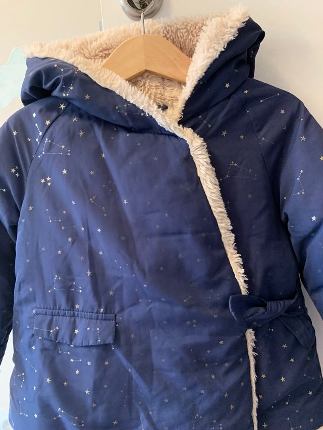 Cazadora acolchada para niña. Talla 2/3 años