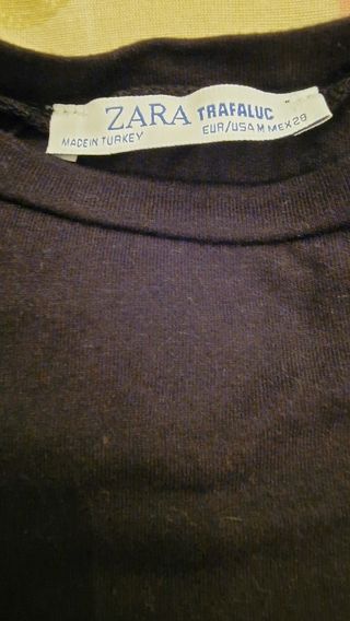 Camiseta negra Zara