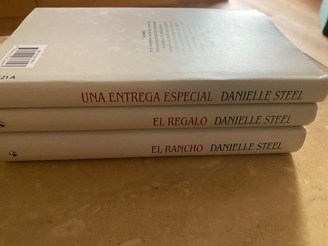 Lote 3 libros, novela