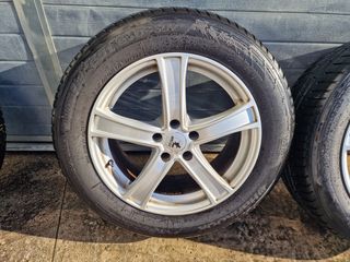 LLANTAS 18" GRUPO VAG + Neumáticos