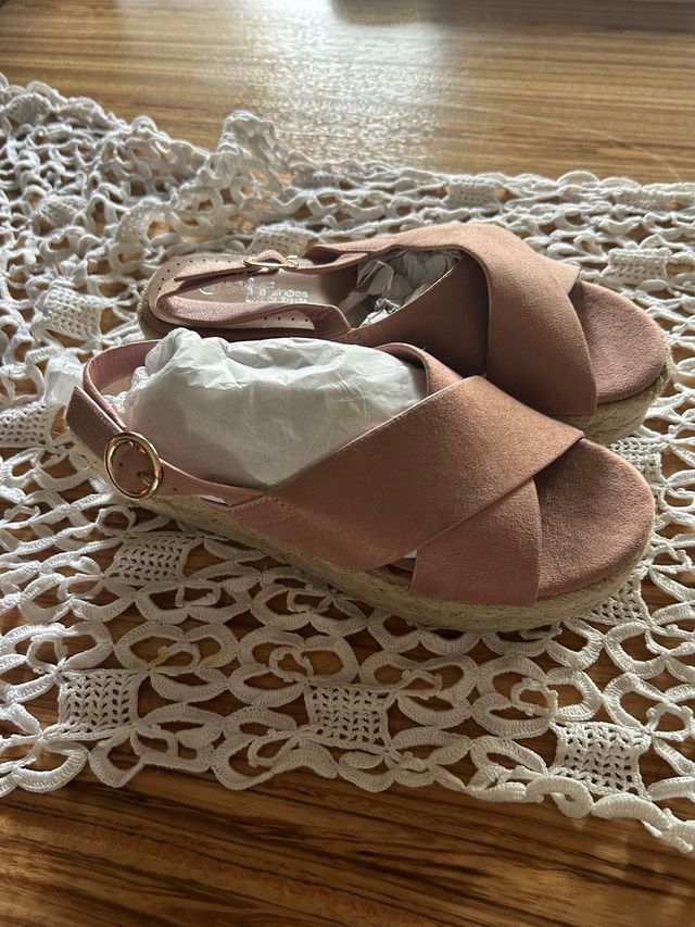 sandalias de Antelina Rosas