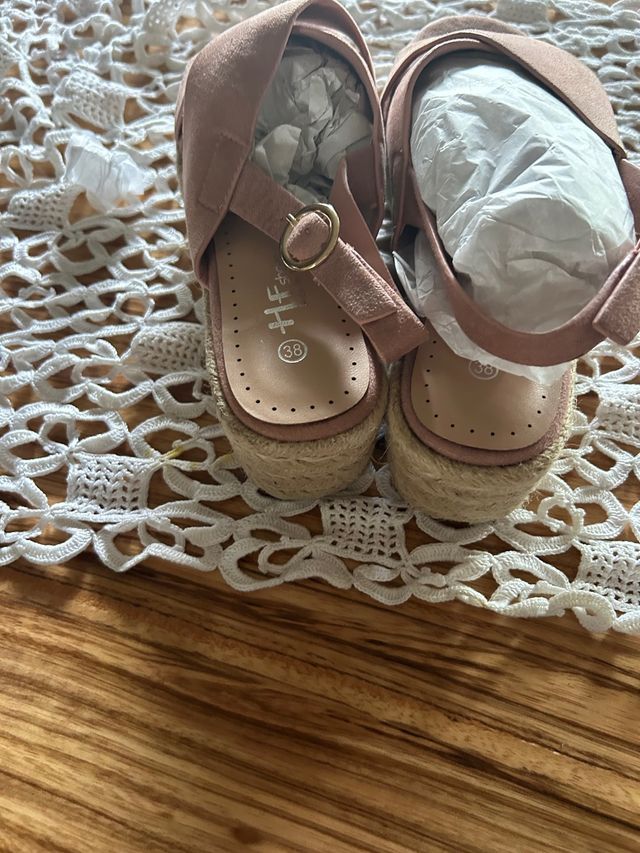 sandalias de Antelina Rosas