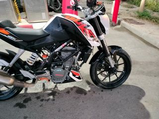 KTM DUKE 125