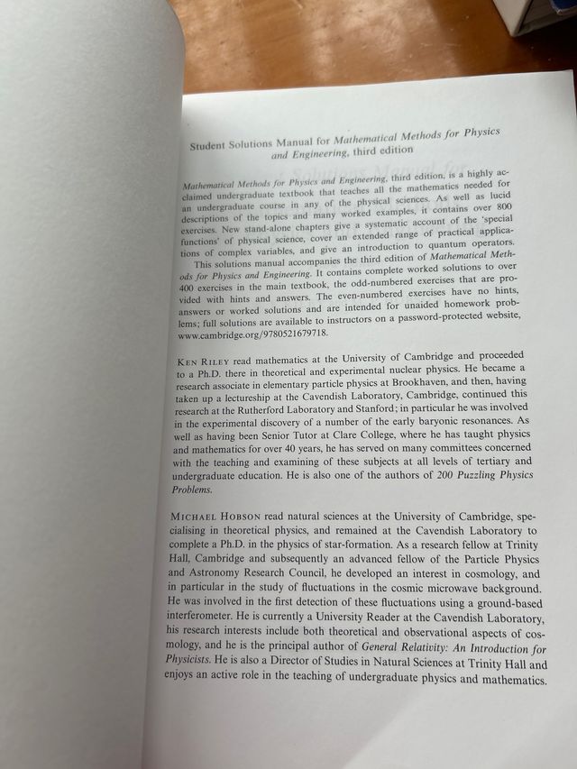 pack mathematical methods. de texto y soluciones.