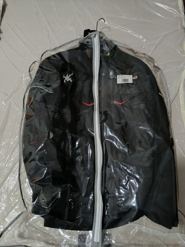 Chaqueta y pantalón de moto