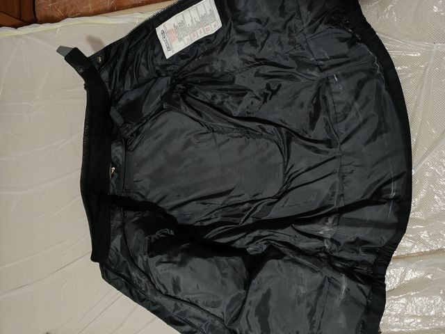 Chaqueta y pantalón de moto