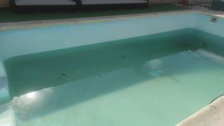 Limpiar lijar Y pintar las piscinas 
