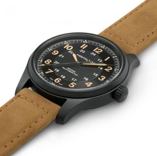 Hamilton Khaki Field de Titanio.