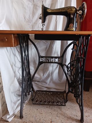 Máquina de cosir SINGER