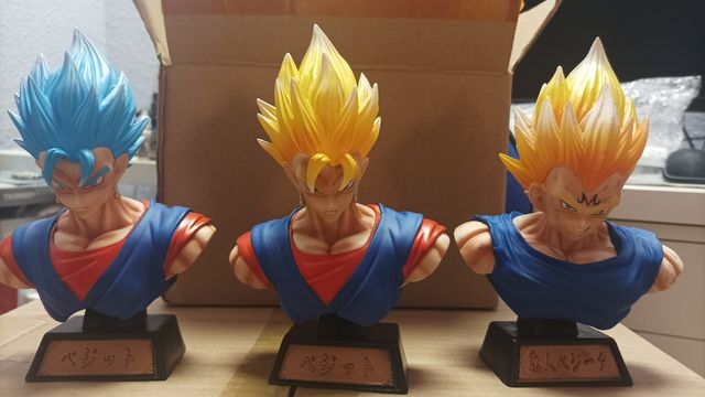 3 figuras Dragón ball 