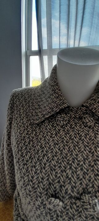 Chaqueta corta Adolfo dominguez 