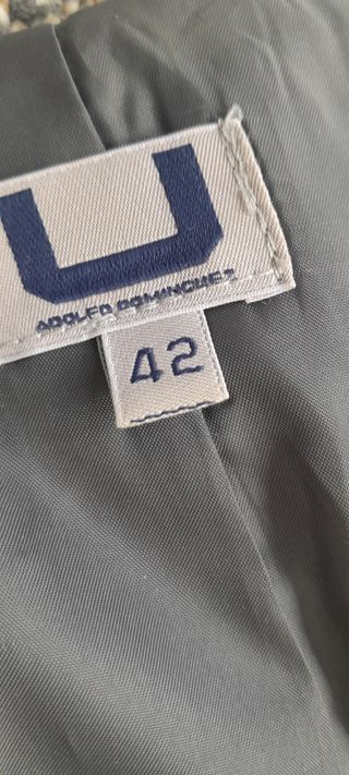 Chaqueta corta Adolfo dominguez 