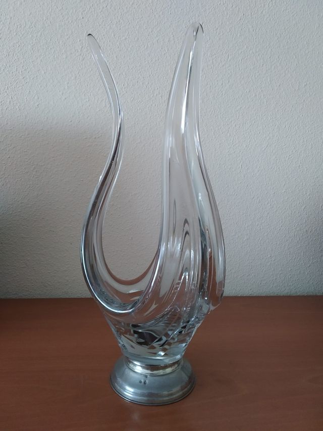 Jarrón de cristal y plata