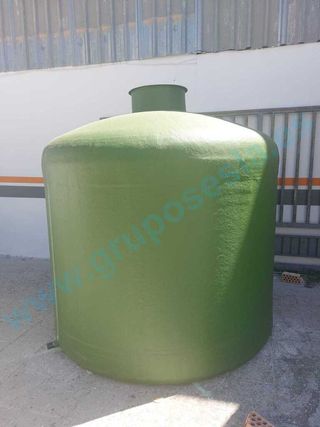 DEPOSITOS VERTICALES PARA AGUA POTABLE