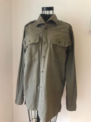 CAMISA MILITAR VINTAGE.