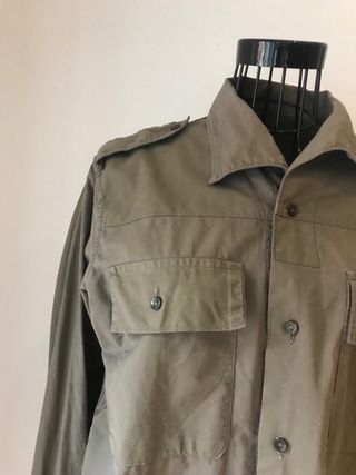 CAMISA MILITAR VINTAGE.