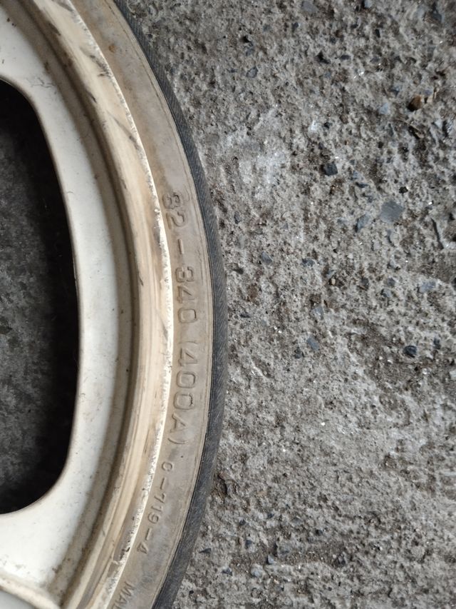 ruedas  de plástico bh