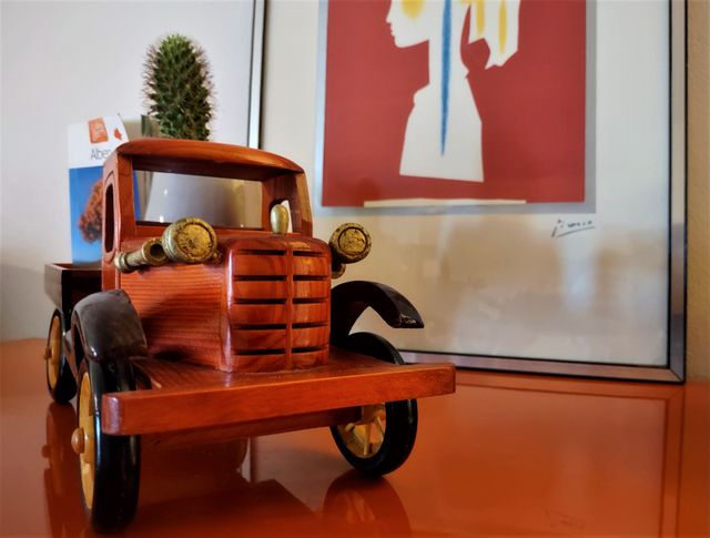 Camion in legno(camion jouet,camión ,de juguete)