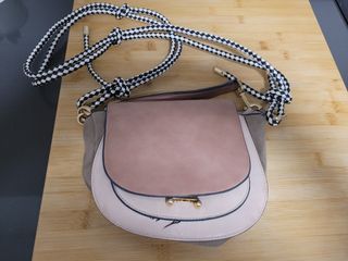 Bolso Parfois rosa 
