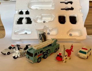 Transformers G1 Combiner DEFENSOR (KO VERSION)