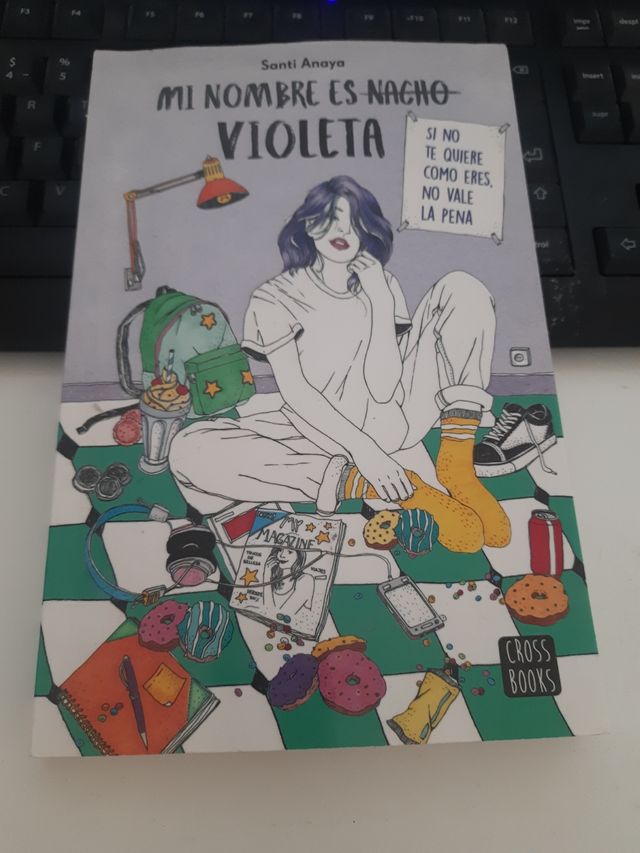 MI NOMBRE ES VIOLETA