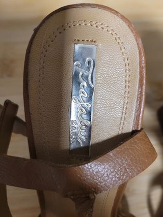 Zapatos tacón Zara marrón