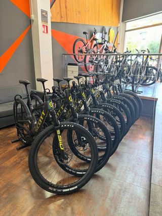 SCOTT SPARK RC TEAM ISSUE FULL FOX