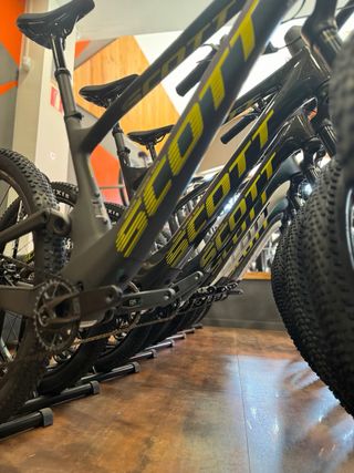SCOTT SPARK RC TEAM ISSUE FULL FOX