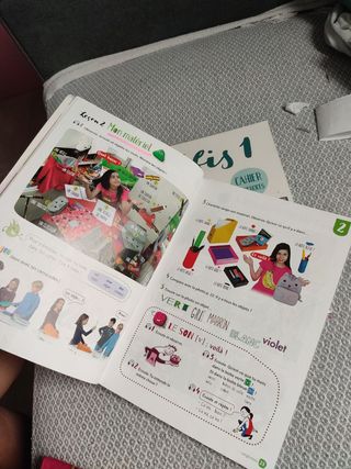 Vendo libros de francés 5 primaria