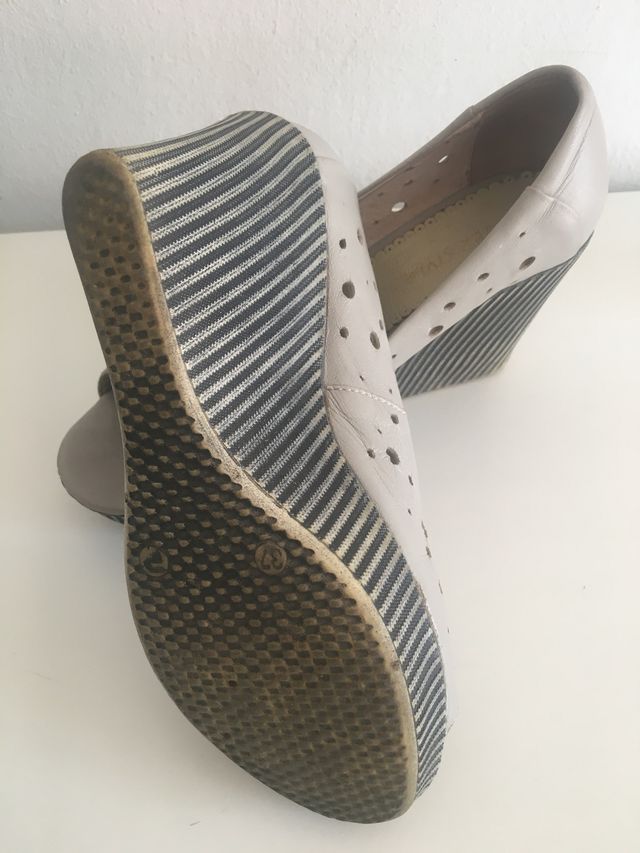 Zapatos de cuña, piel.