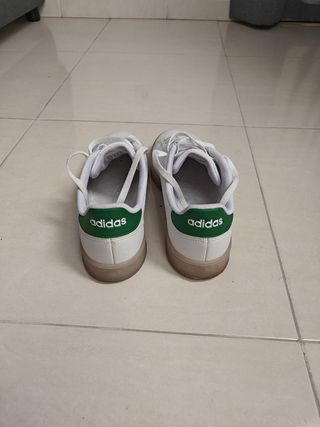 zapatillas Adidas blanca nuevas