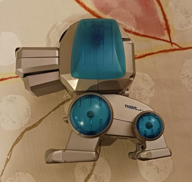 Robot perro interactivo POO-CHI