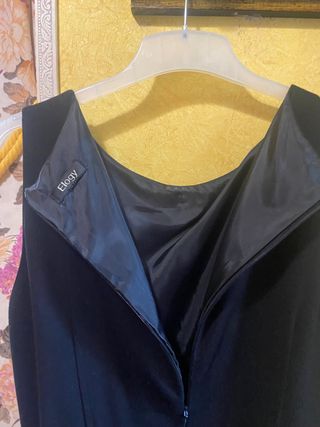 Vestido negro  de Elogy