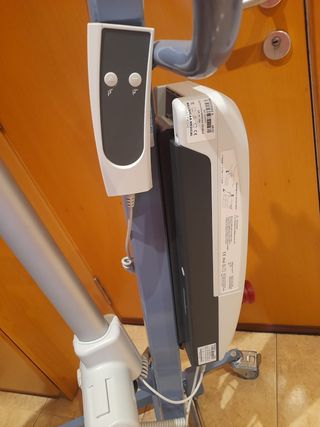 Grúa elevadora personas nueva