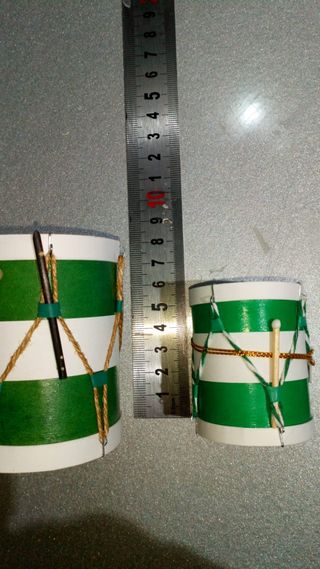 TAMBORIL ROCIERO, miniatura, 8 cm