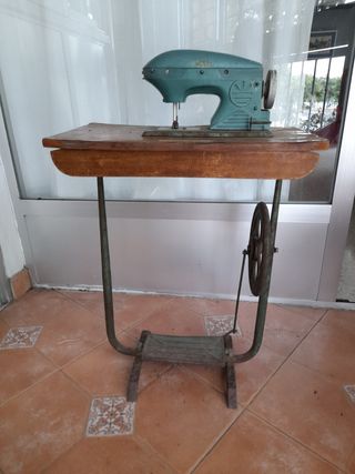 máquina de coser juguete