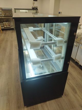 VITRINA REFRIGERADA PASTELERAS