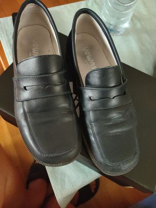 Zapatos niño talla 36